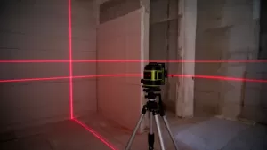 jak ustawić laser krzyżowy